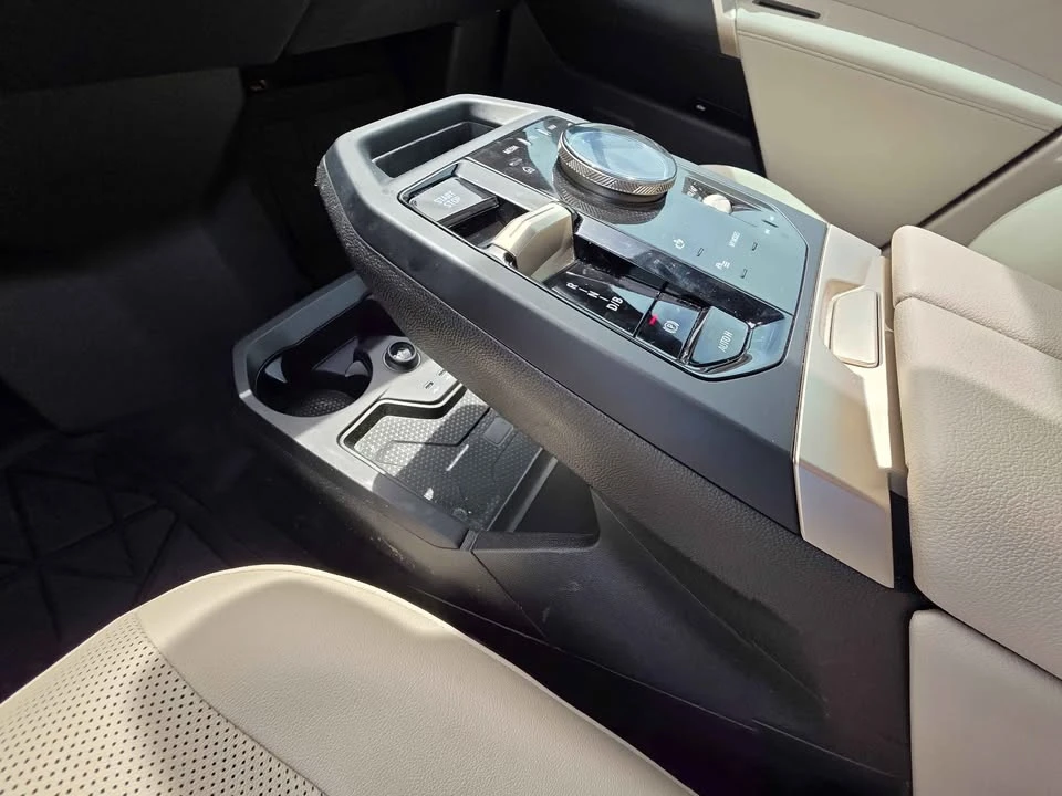2026 BMW I20 iX - Image 17 of 20