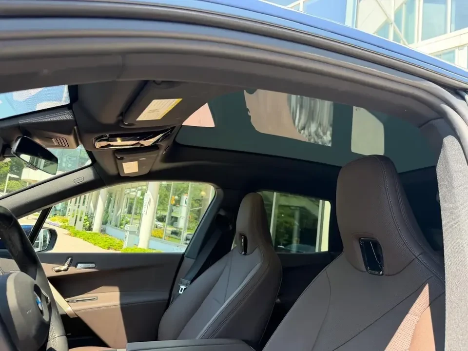 2026 BMW I20 iX - Image 8 of 17