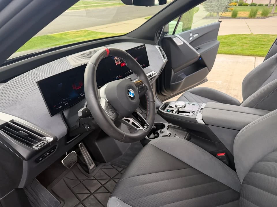 2026 BMW iX - Image 9 of 20