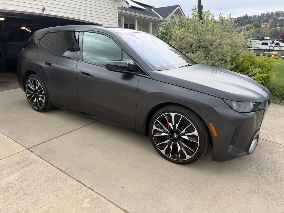 2026 BMW iX - Image 2 of 20