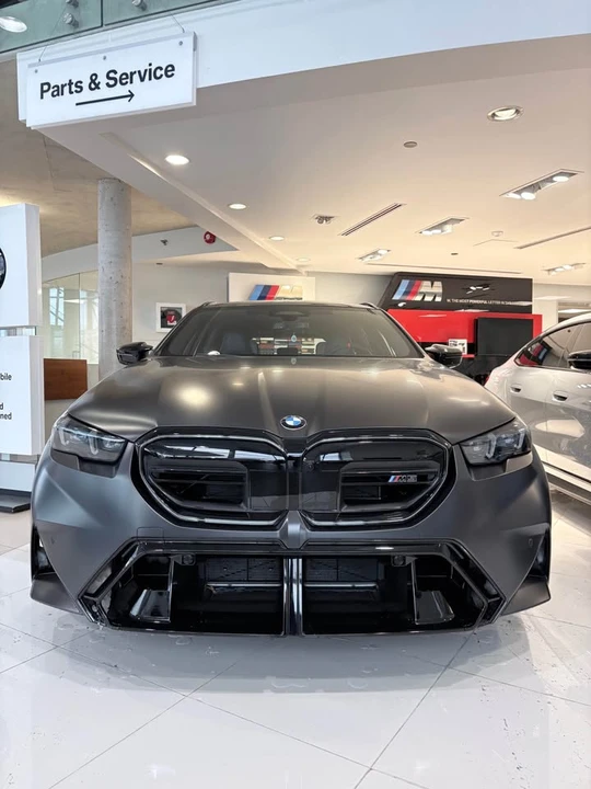 2026 BMW 5 Series - Image 2 of 6