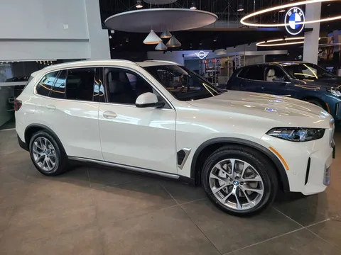 2026 BMW X5 50e