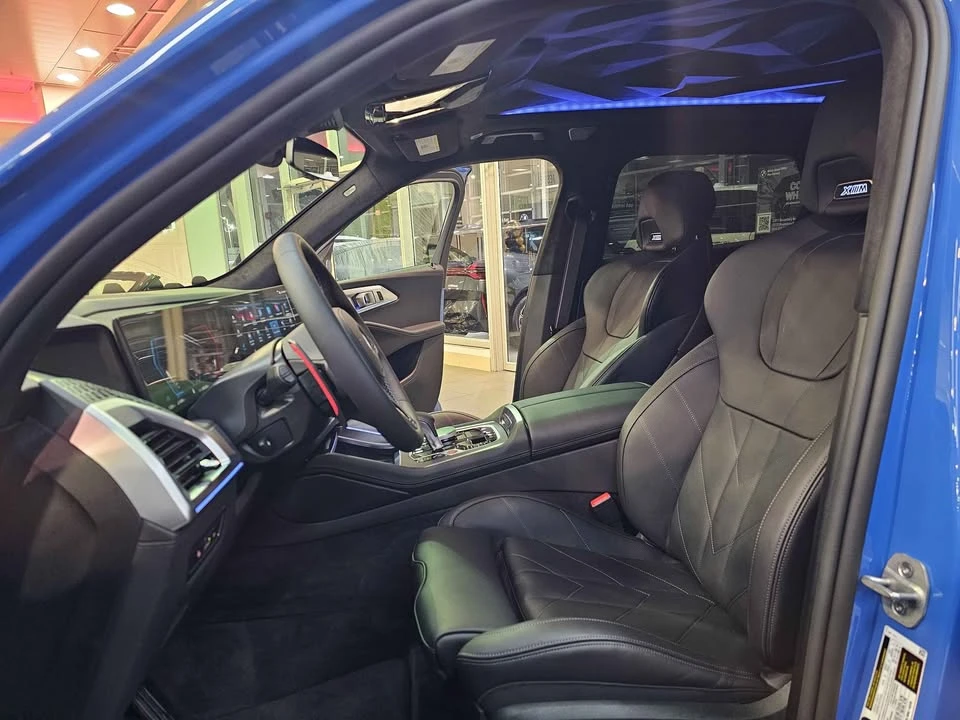 2026 BMW XM - Image 2 of 10