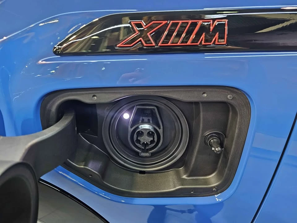 2026 BMW XM - Image 10 of 10
