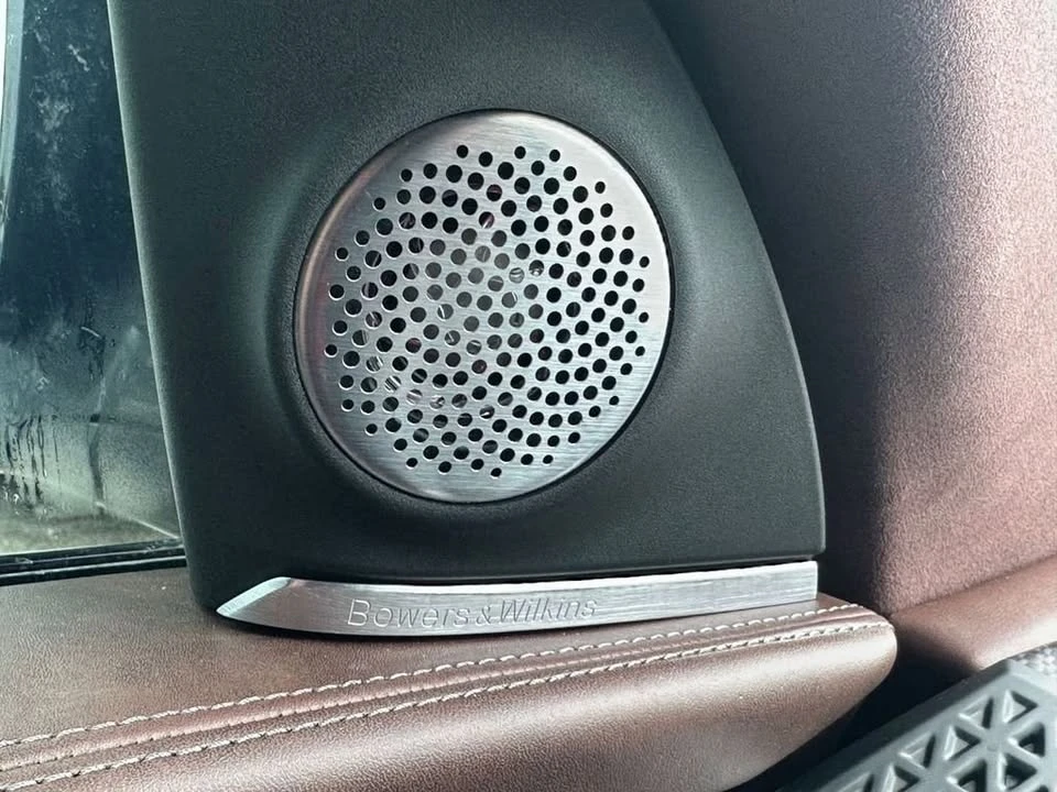 2026 BMW XM - Image 16 of 20