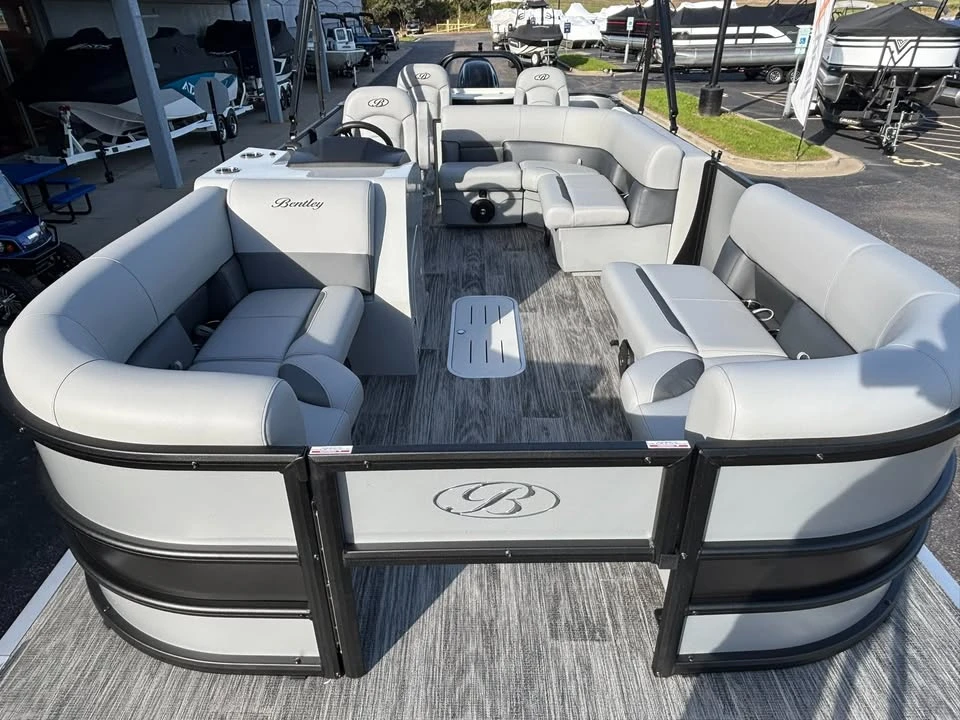 2026 Bentley - Image 10 of 20