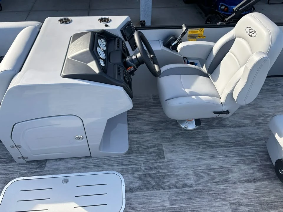 2026 Bentley - Image 16 of 20