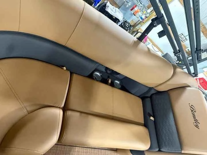 2026 Bentley - Image 6 of 15