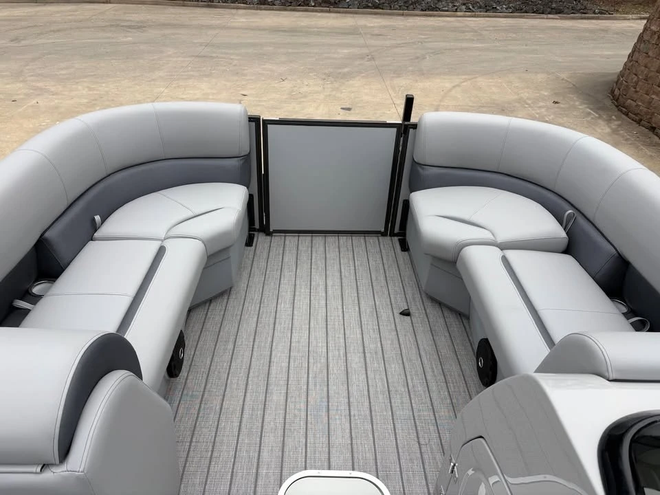 2026 Bentley - Image 10 of 11