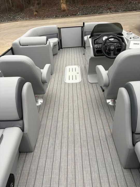 2026 Bentley - Image 8 of 11