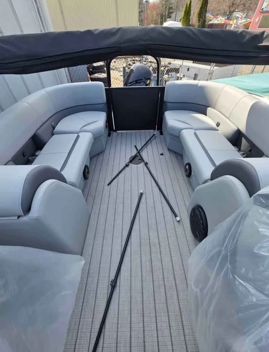 2026 Bentley - Image 17 of 17