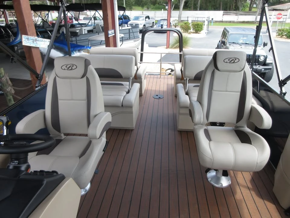 2026 Bentley - Image 7 of 15