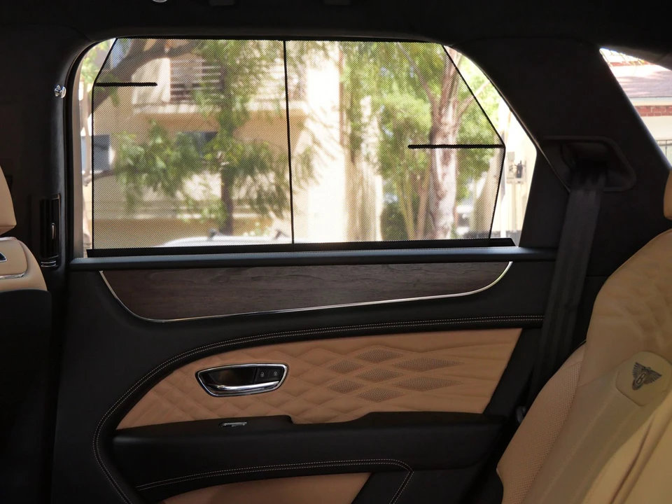 2026 Bentley Bentayga - Image 21 of 27