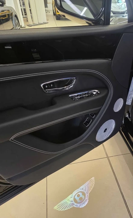 2026 Bentley Bentayga - Image 5 of 16