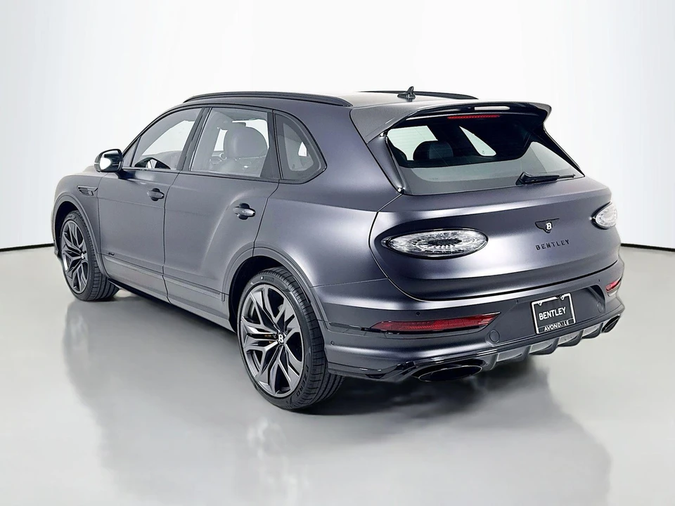 2026 Bentley Bentayga - Image 5 of 30