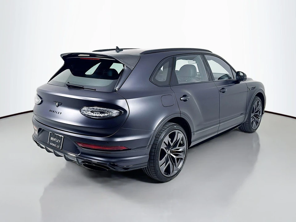 2026 Bentley Bentayga - Image 7 of 30