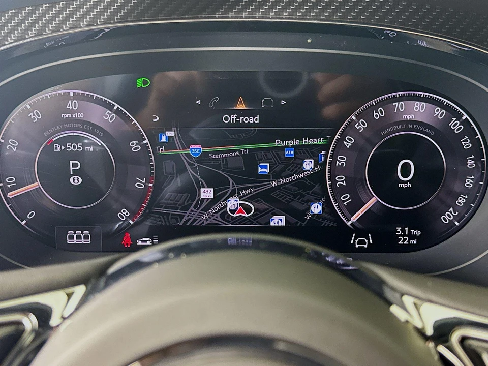 2026 Bentley Bentayga - Image 12 of 30