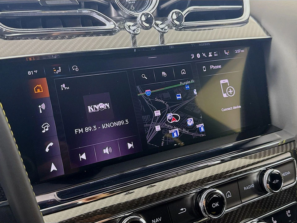 2026 Bentley Bentayga - Image 13 of 30