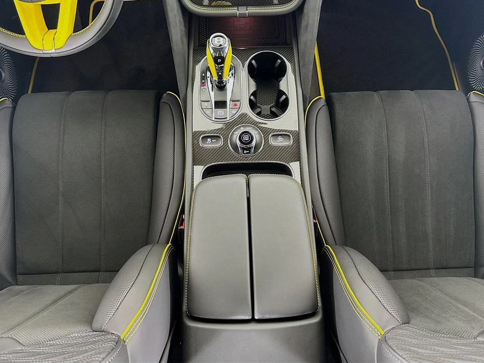 2026 Bentley Bentayga - Image 23 of 30
