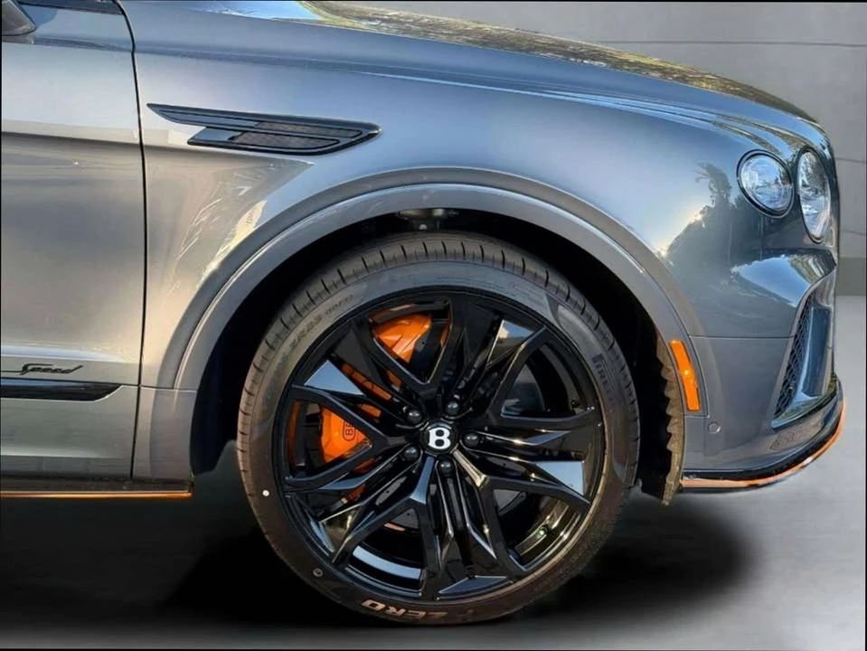2026 Bentley Bentayga Speed - Image 6 of 19