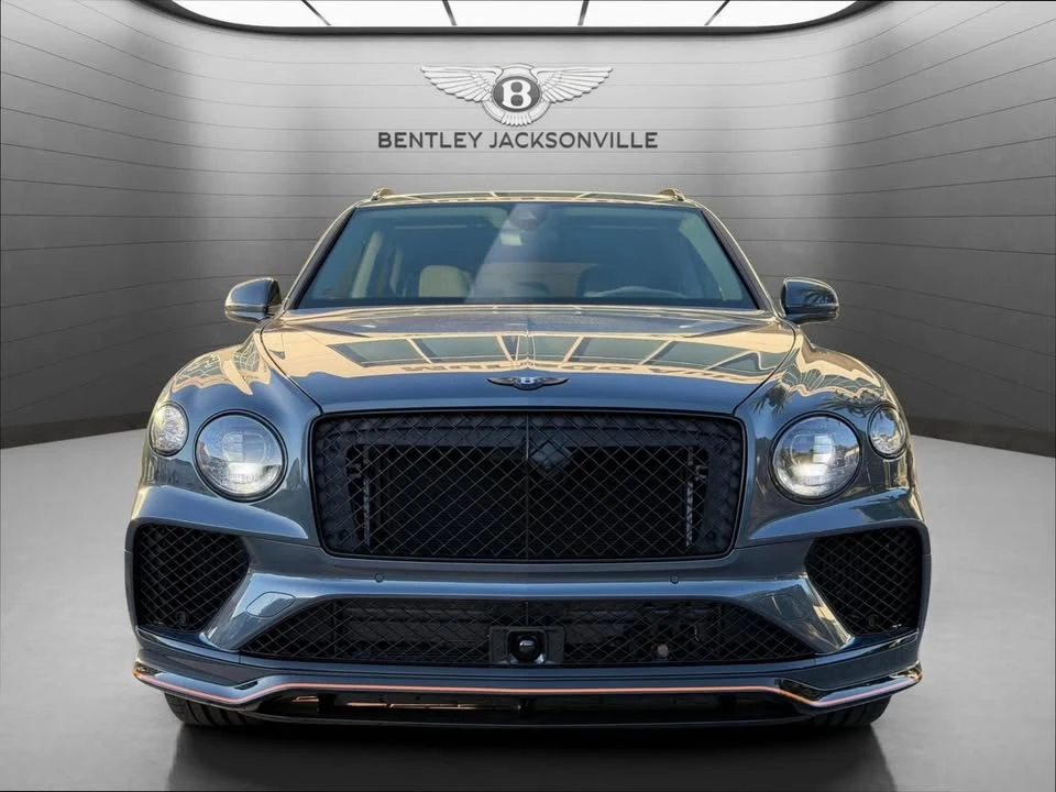 2026 Bentley Bentayga Speed - Image 8 of 19