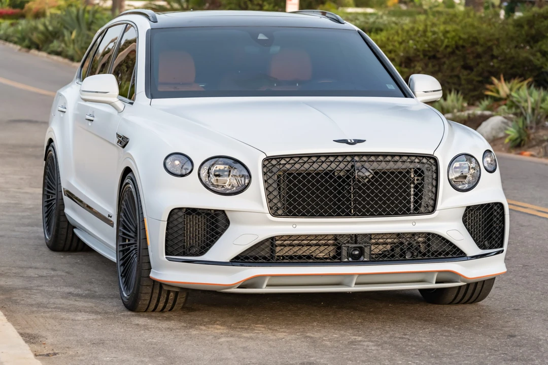 2026 Bentley Bentayga Speed - Image 5 of 31