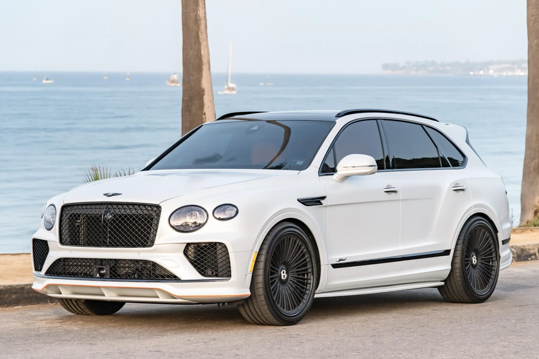 2026 Bentley Bentayga Speed - Image 2 of 31