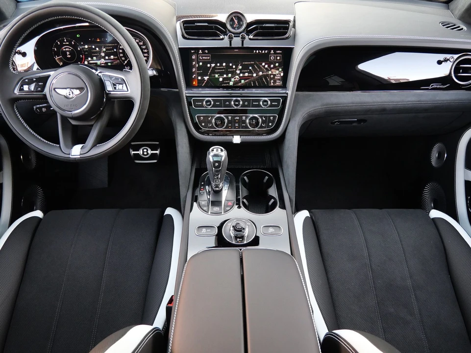2026 Bentley Bentayga Speed - Image 4 of 28
