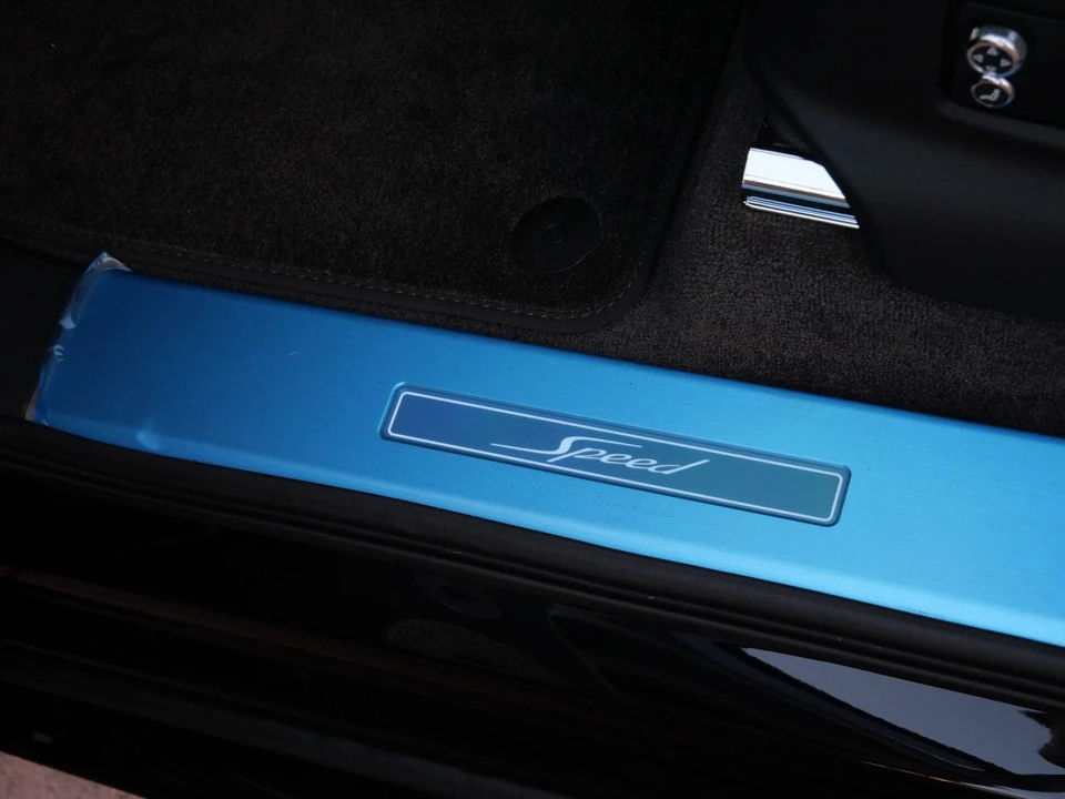 2026 Bentley Bentayga Speed - Image 15 of 28