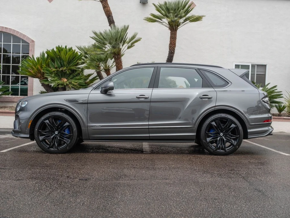 2026 Bentley Bentayga Speed - Image 5 of 31