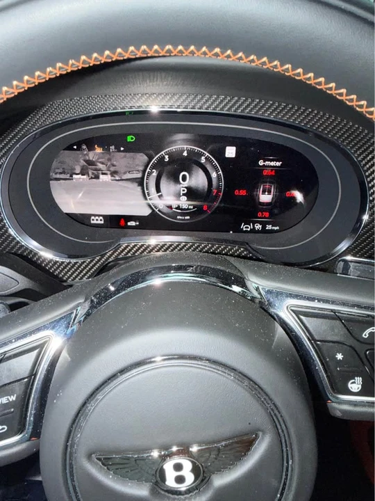 2026 Bentley Bentayga Speed - Image 12 of 20