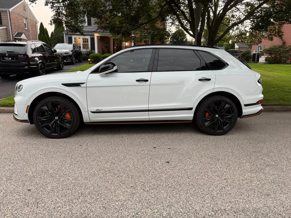 2026 Bentley Bentayga Speed - Image 4 of 20