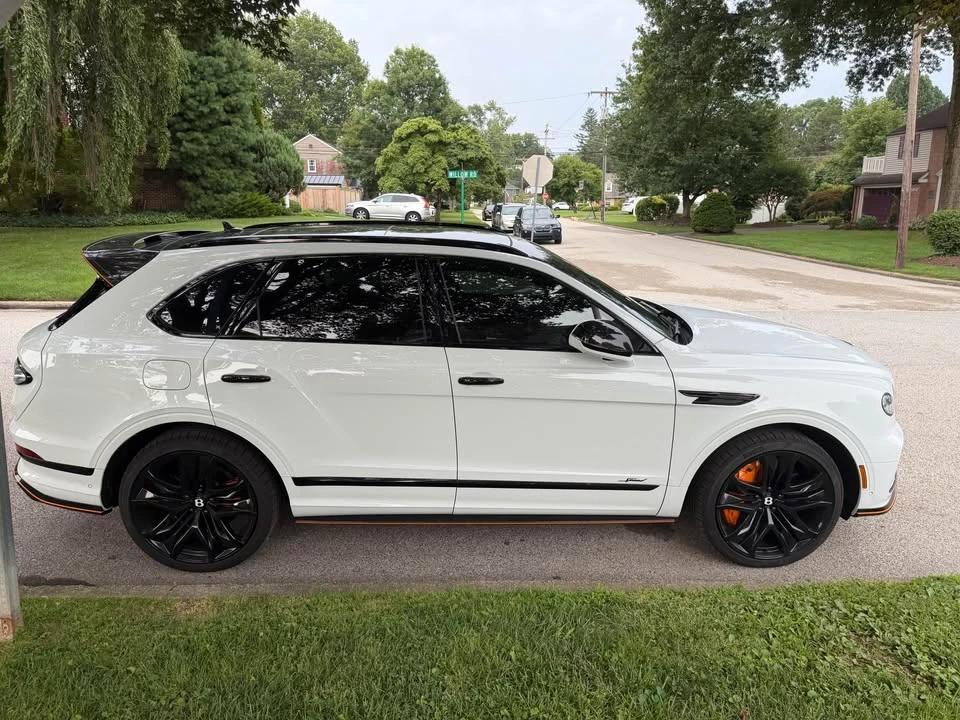 2026 Bentley Bentayga Speed - Image 5 of 20