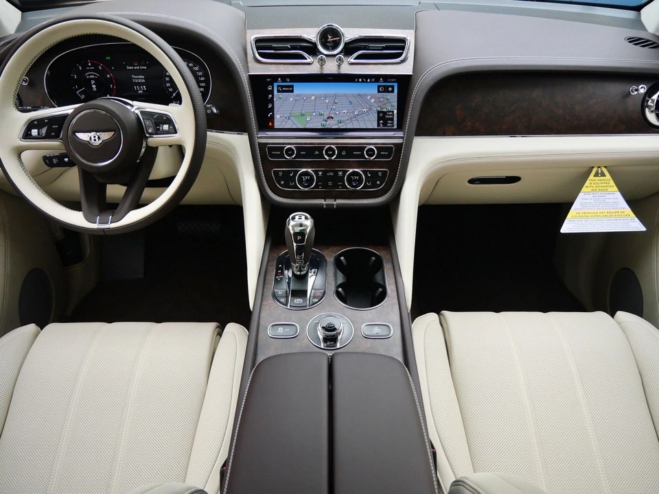 2026 Bentley Bentayga - Image 4 of 25
