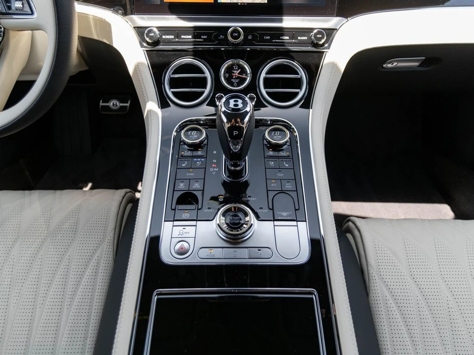 2026 Bentley Continental GT 4th Gen - Image 19 of 31