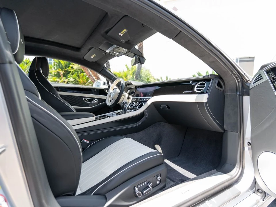 2026 Bentley Continental GT 4th Gen - Image 12 of 31