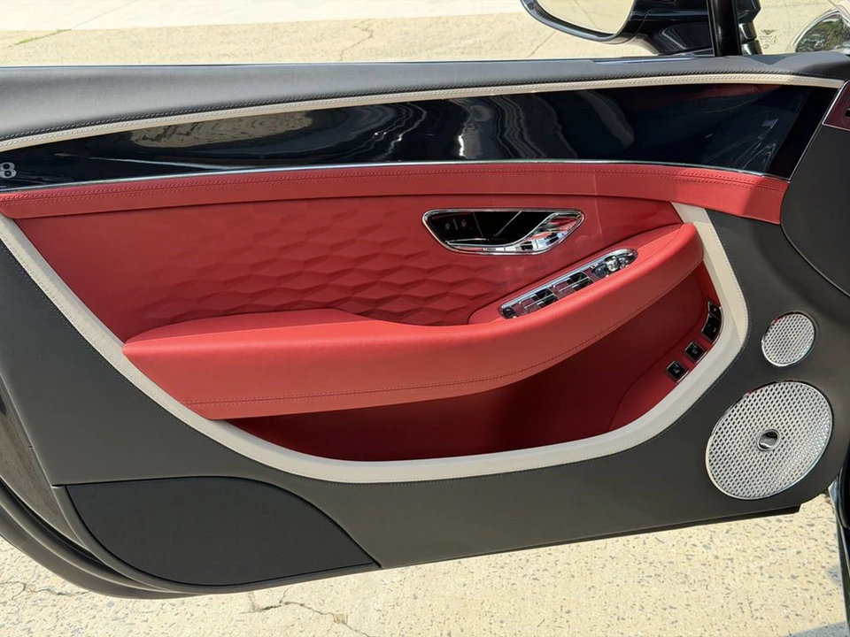 2026 Bentley Continental GTC - Image 15 of 31