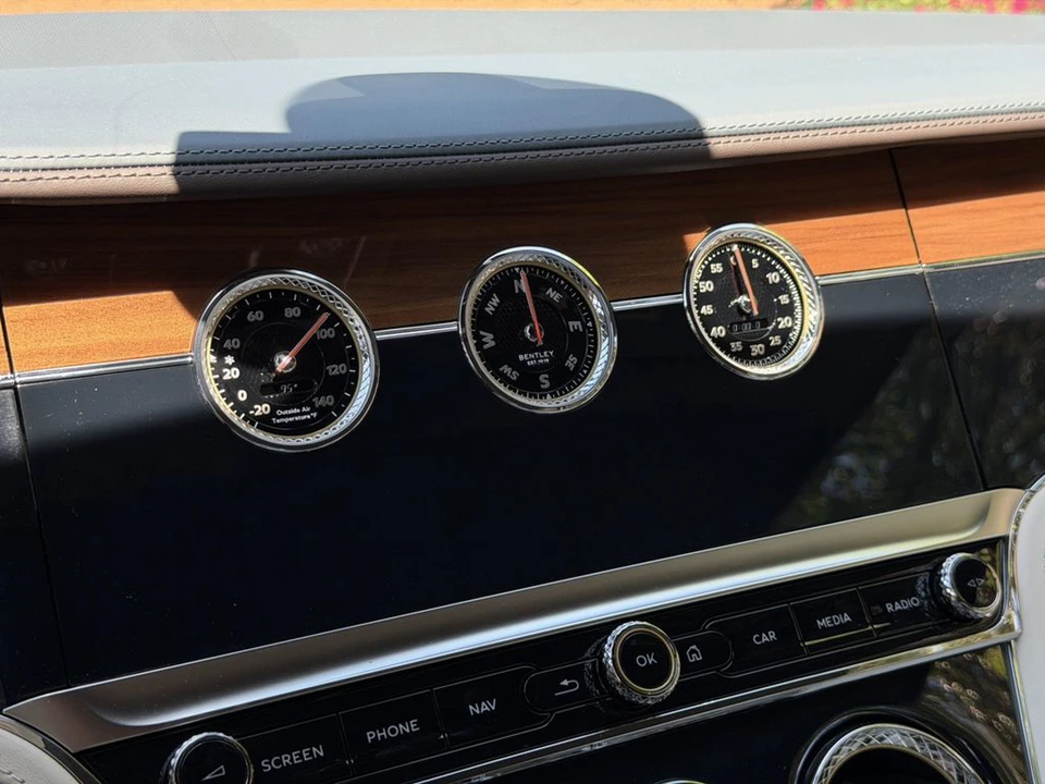 2026 Bentley Continental GTC - Image 27 of 31