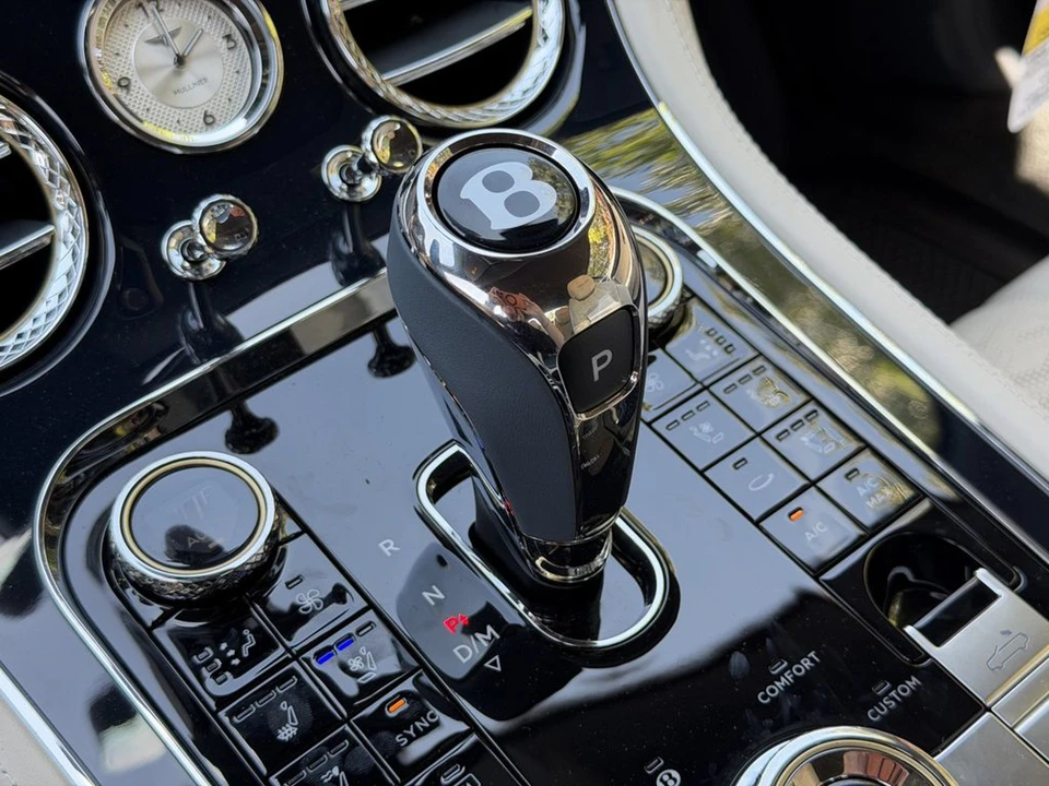2026 Bentley Continental GTC - Image 30 of 31