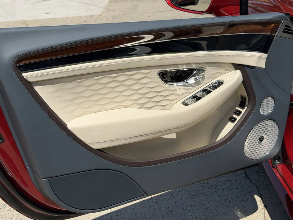 2026 Bentley Continental GTC - Image 15 of 31