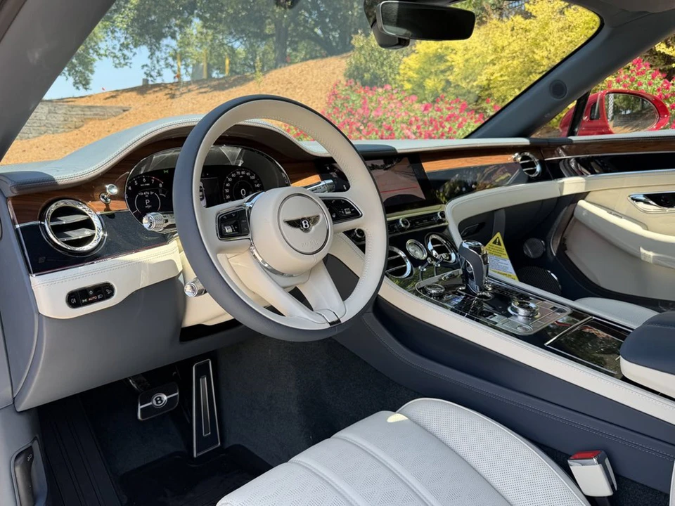 2026 Bentley Continental GTC - Image 17 of 31