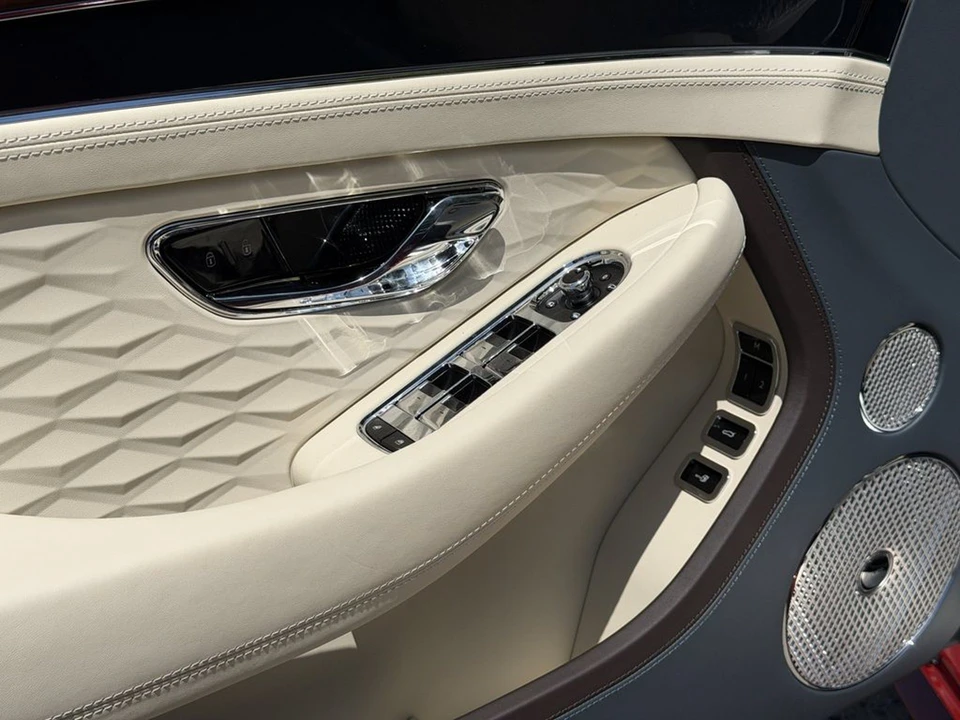 2026 Bentley Continental GTC - Image 16 of 31
