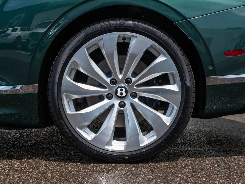2026 Bentley Continental GT 4th Gen - Image 25 of 31