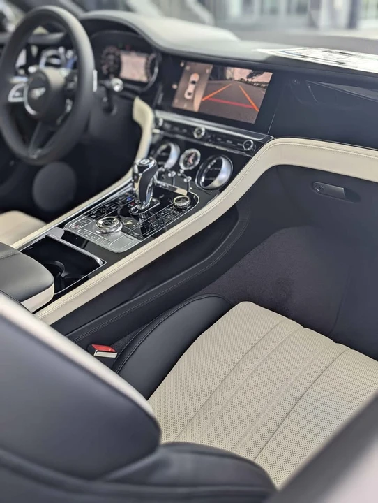 2026 Bentley Continental GT 4th Gen - Image 9 of 12