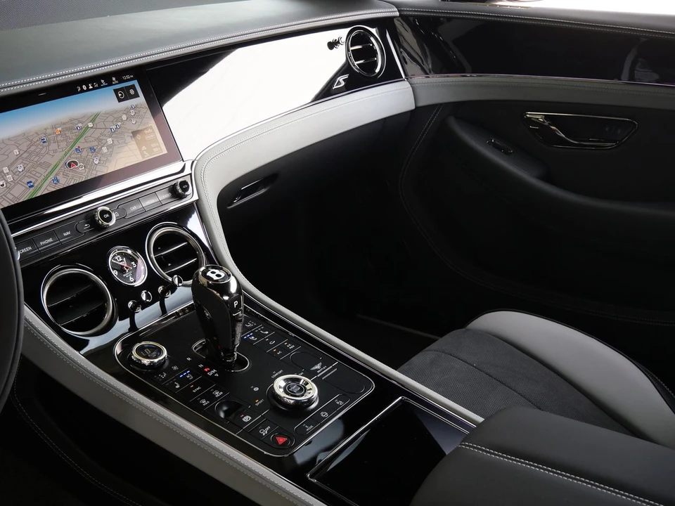 2026 Bentley Continental GT 4th Gen - Image 15 of 25