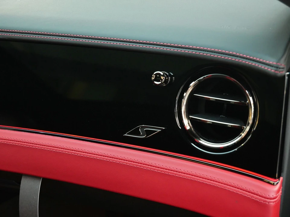 2026 Bentley Continental GT 4th Gen - Image 21 of 24