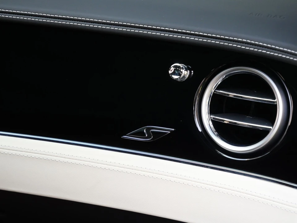 2026 Bentley Continental GT 4th Gen - Image 22 of 25