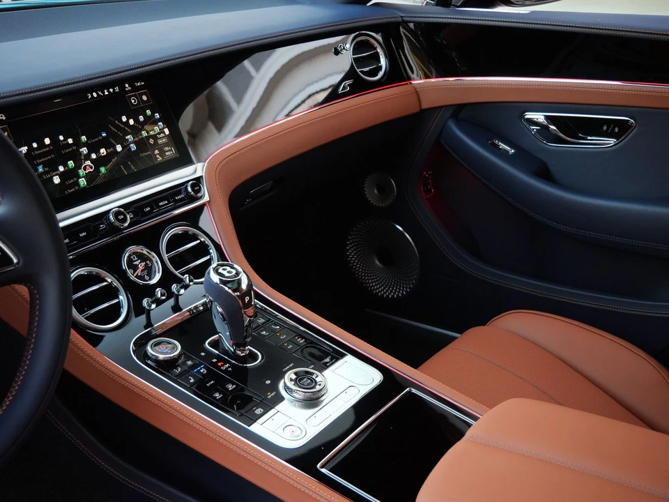 2026 Bentley Continental GT 4th Gen - Image 13 of 25