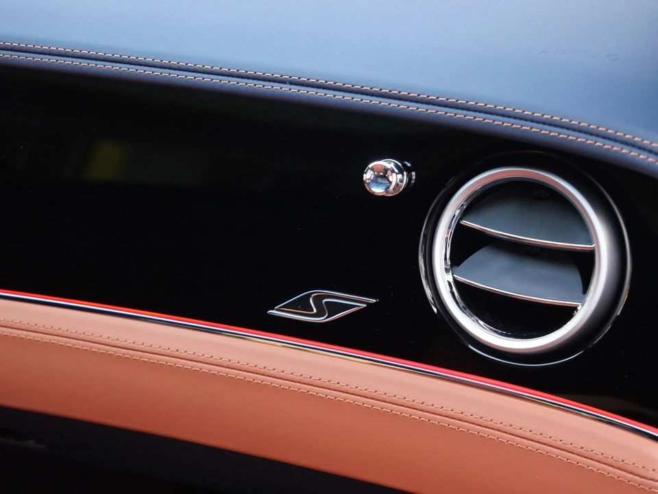 2026 Bentley Continental GT 4th Gen - Image 22 of 25