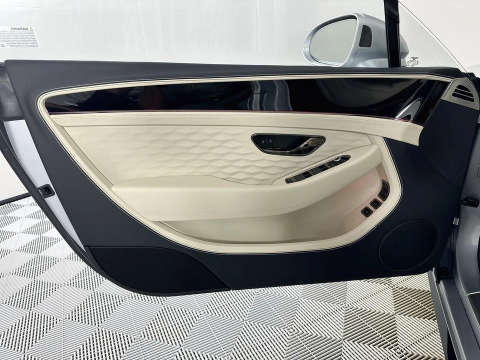 2026 Bentley Continental GT 4th Gen - Image 14 of 27